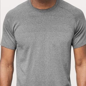 NWT Lululemon Metal Vent Tech Shirt